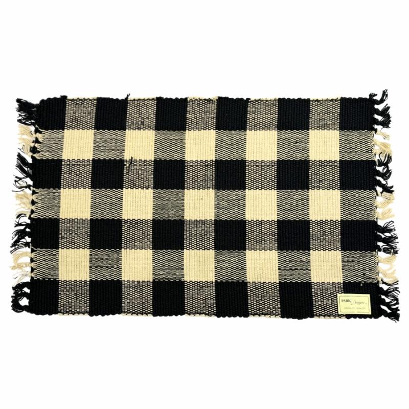 Placemats, Table Runners & Tablecloths |   Beige And Black Checkered With Fringe Placemat Linens Placemats, Table Runners & Tablecloths